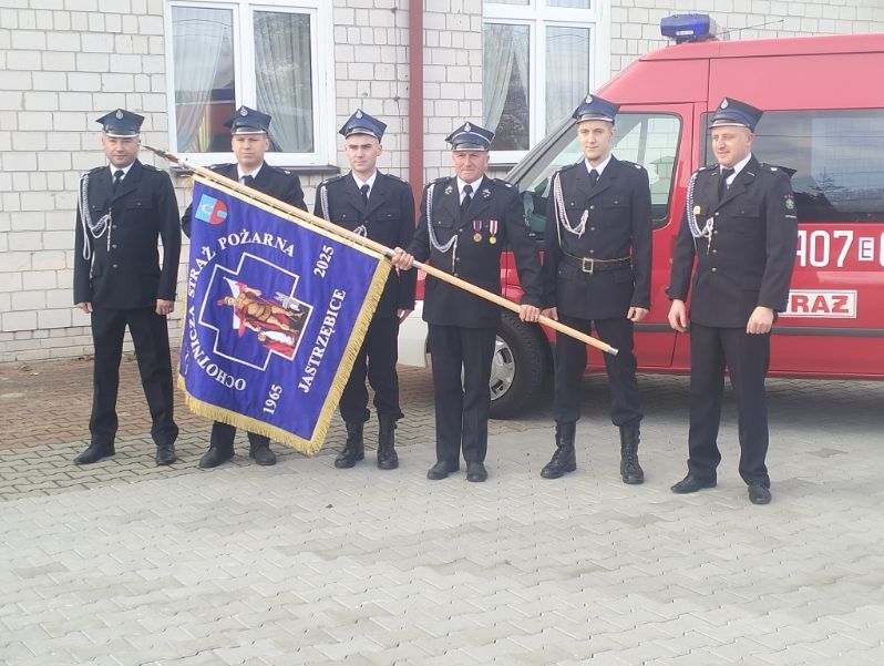 Nowy sztandar dla Ochotniczej Straży Pożarnej w Jastrzębicach